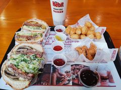 -The Habit Burger Grill 哈比特汉堡(复兴soho店)