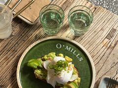 牛油果温泉蛋吐司-O'mills Sourdough Bakery&Bistro(永嘉路店)