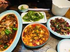 -阿鹏故事云南野生菌火锅(人民路店)