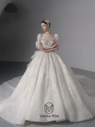-Renee芮亦婚纱(原丽莎)