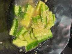 -沪小胖·小龙虾·蓝龙王(八佰伴店)