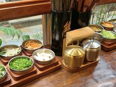-银米·云南传统过桥米线(双廊黑金冠店)