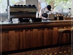 -星巴克臻选(湖滨道店)