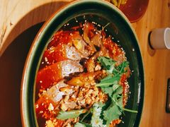 -先启半步颠小酒馆(虹桥龙湖天街店)