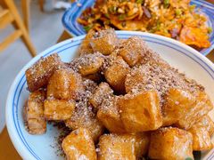 -包整·丝娃娃(一览甲秀楼风景店)