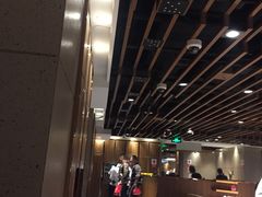 大堂-海底捞火锅鲜切牛肉主题店(长寿路店)