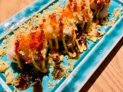 炸三文鱼皮寿司-大和食乐·鲜和牛酸汤火锅(环宇荟店)