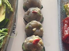 -老牌坊云南鱼豆花火锅(哈西万达店)