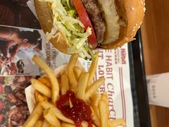 -The Habit Burger Grill 哈比特汉堡(世博店)