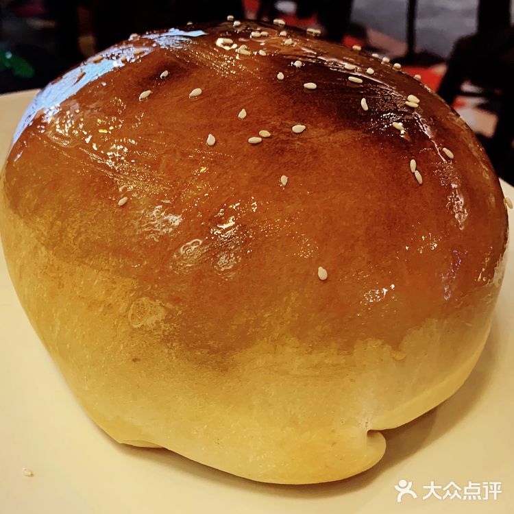 鸡肉质量一般，味道一般，面包皮有点小惊喜，吃起来脆脆的