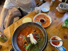 -喇喇排骨火锅·传统韩式脊骨汤(望京西园总店)