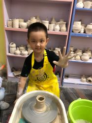 -泥娃娃DIY陶吧(易生活购物公园店)