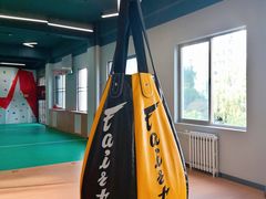 -悦动体能篮球羽毛球网球(三里河店)