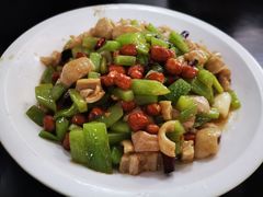-曾氏肥肠馆(凯瑞雅居店)