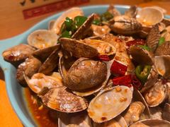 -六福烧烤酒馆(秦隆步行街店)