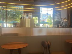 -星巴克臻选(上海虹桥新天地三店)
