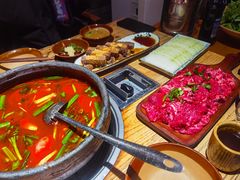 -贵厨酸汤牛肉(花果园国际中心店)