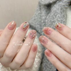 -悦指间美甲美睫