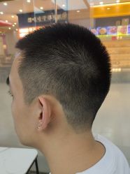 -川和潮人