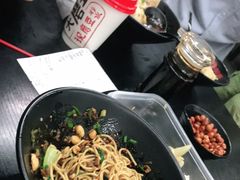 -丽影重庆小面(定西路店)