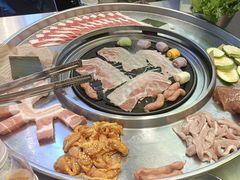 -哈哈碳都·牛肋条无限自助烤肉(宝龙店)