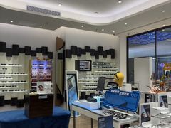 -博士眼镜·President总统(宝安海雅缤纷城店)