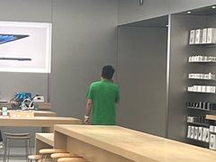 -Apple零售店(中街大悦城店)