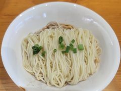 -诚铭记·虾仁汤包·成都小吃(融创店)