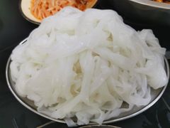 -周良天山牛杂城(天山路总店)