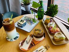 -ZING COFFEE 镜咖啡