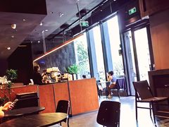 -M Stand(深圳龙岗万科广场店)