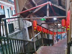 -鲤鱼塘农家山庄