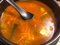 -明洞阿姨·韩式酱蟹烤肉·创意料理(三元桥店)