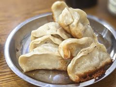 -黄阿姨锅贴大王(万航渡路店)