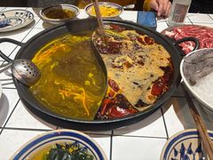 -旧街市鲜货老火锅(大光路店)