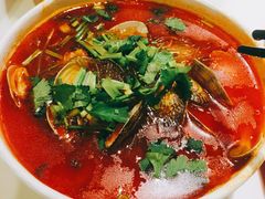 -何记花甲(海岸城旗舰店)