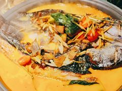 -令狐冲·炭烤活鱼(宝龙店)