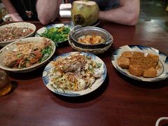 -Cuc Gach Quan Restaurant