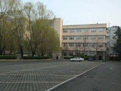 -北京积水潭医院-停车场