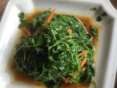 -云河农家乐饭店(福禄缘树山店)