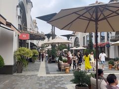 -比斯特上海购物村精品奥特莱斯