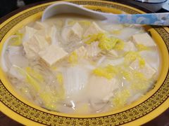 -雪乡阁东北农家菜(颛桥约好休闲街店)