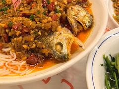 -堂瓦里·33年传统赣菜(第一街区店)