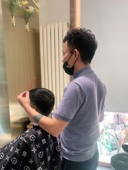 -卡尔诗·科技美肤连锁