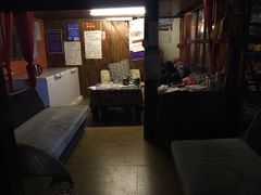 对面等座的客栈-小锅巴纳西餐厅