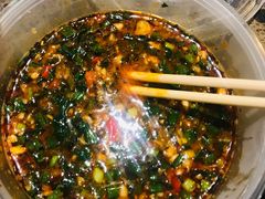 -肖肖酸萝卜鱼火锅(总店)