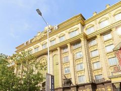 -九号公馆(秦岭路店)