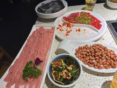 -二荆条·蜀鲜汇城市森林火锅