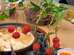 -一朵菌·野生菌探索家火锅(南亚店)