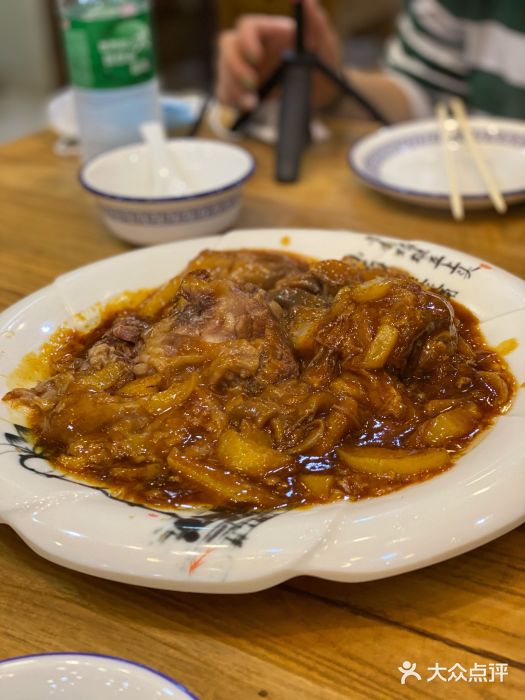 清真利德顺小老饭庄(复兴路店)红烧牛窝骨图片